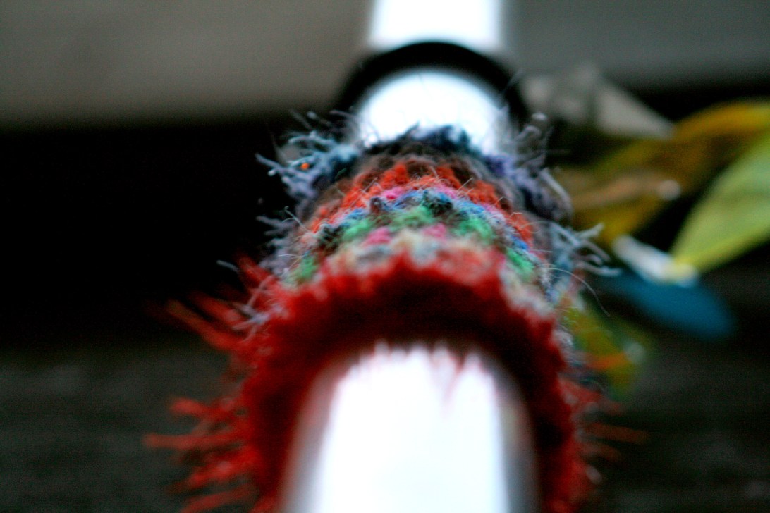 bonowaps_yarnbombing_carretes_qureshi_detalle2